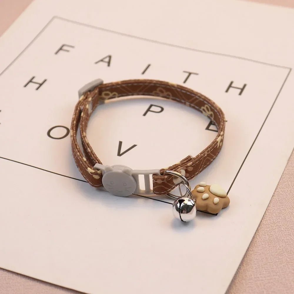 Collier chats et chiots, motif pattes - L Univers Des Felins